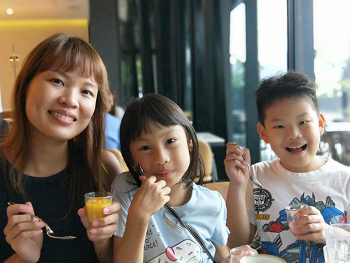 keller-family-rosalind-leong