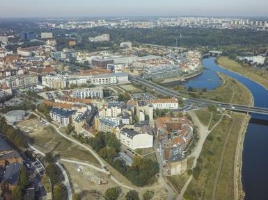 Zabezpieczenie głębokiego wykopu w trudnych warunkach