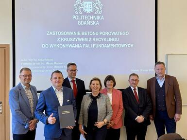 Kolejny doktor w Keller Polska